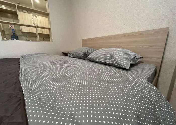 Fox Rooms 90