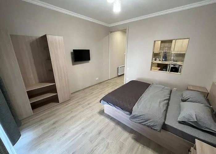 Fox Rooms 90